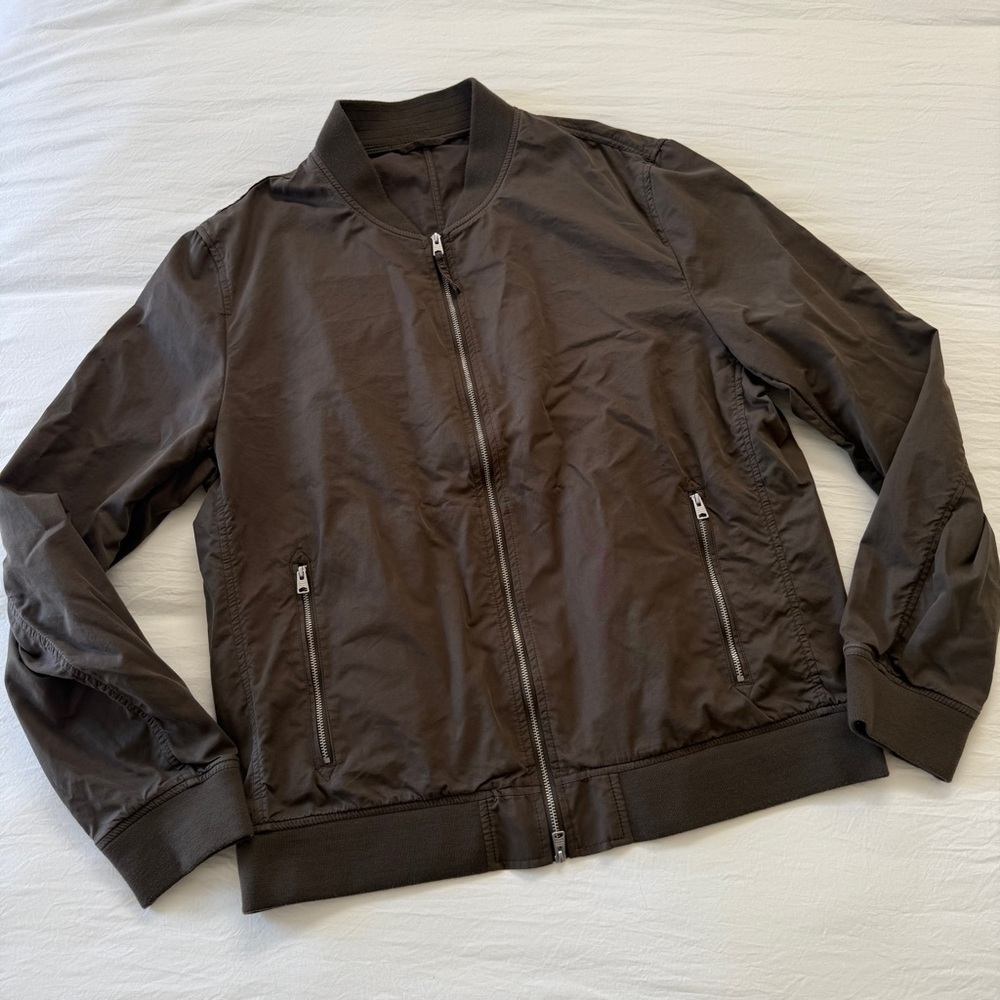 Men's AllSaints Udan Slim Fit Bomber Jacket in Olive